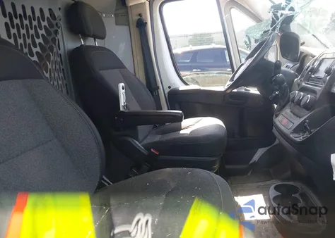 2021 Ram Promaster 2500 High Roof 159 Wb z USA, uszkodzony, nr VIN 3C6ERVDG8ME502386